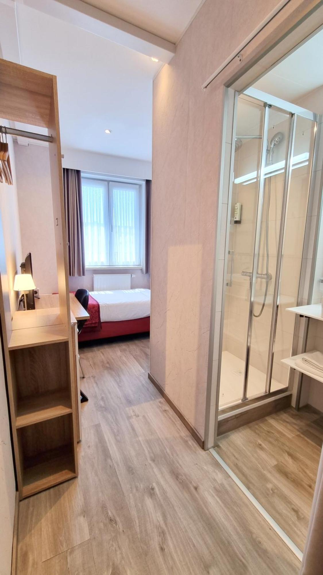 Hotel Cardiff Ostend Quarto foto