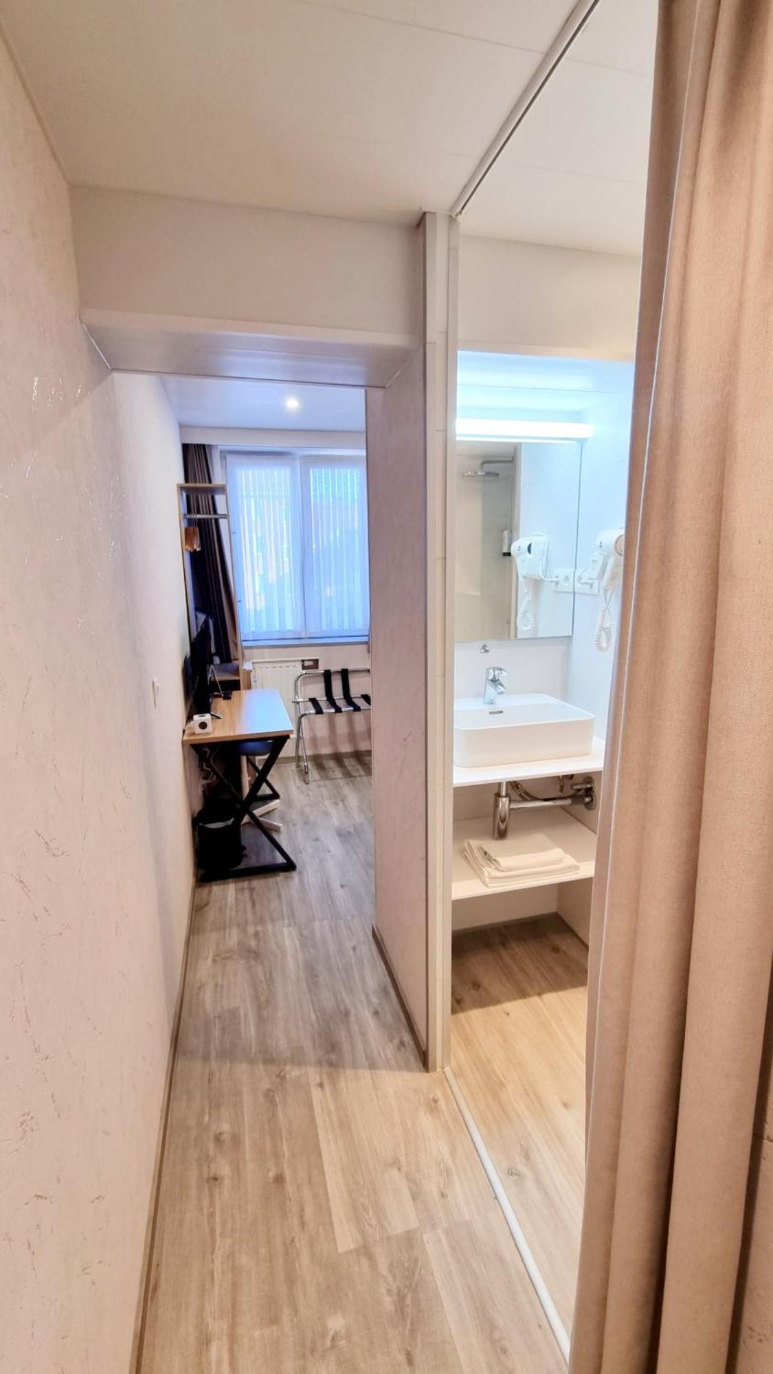 Hotel Cardiff Ostend Quarto foto
